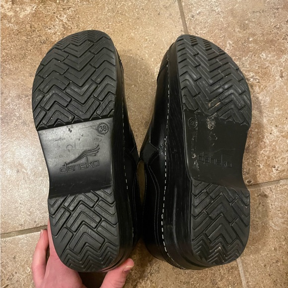 Black Dansko clogs - Picture 3 of 4